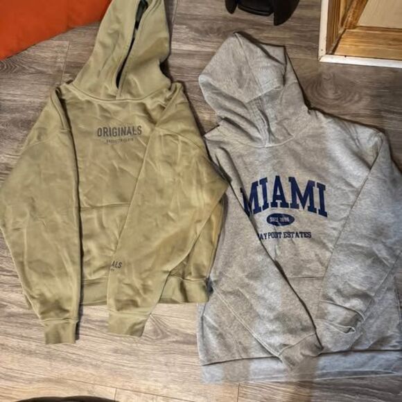 2 Hoodies- Originals and Miami- Medium - Picture 1 of 3